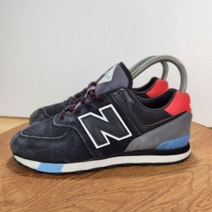 New Balance 574 Black Velocity Red‎ Suede Casual Shoes Mens Size 3.5 W GC574JHO